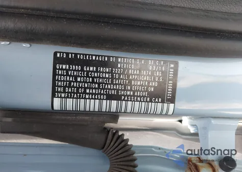 2015 Volkswagen Beetle 1.8T Fleet Edition из США, поврежденный, VIN 3VWF17AT7FM644560